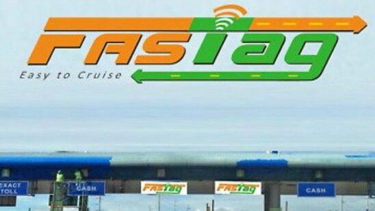 ജനുവരി ഒന്നു മുതല് വാഹനങ്ങള്ക്ക് ഫാസ് ടാഗ് നിര്ബന്ധം ജനുവരി ഒന്നു മുതല് വാഹനങ്ങള്ക്ക് ഫാസ് ടാഗ് നിര്ബന്ധം