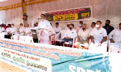 രാജ്യത്തെ പൗരൻമാരെ കേന്ദ്രസർക്കാർ കോർപറേറ്റുകൾക്ക് വിൽപന നടത്തുകയാണ്: എസ്ഡിപിഐ