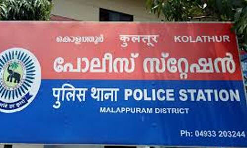 അനധികൃത മണ്ണ് ഖനനം: വാഹനങ്ങള്‍ പിടിച്ചെടുത്തു