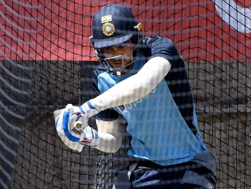 മെല്‍ബണ്‍ ടെസ്സില്‍ സിറാജും ഗില്ലും അരങ്ങേറും; ഷായും സാഹയും പുറത്ത്