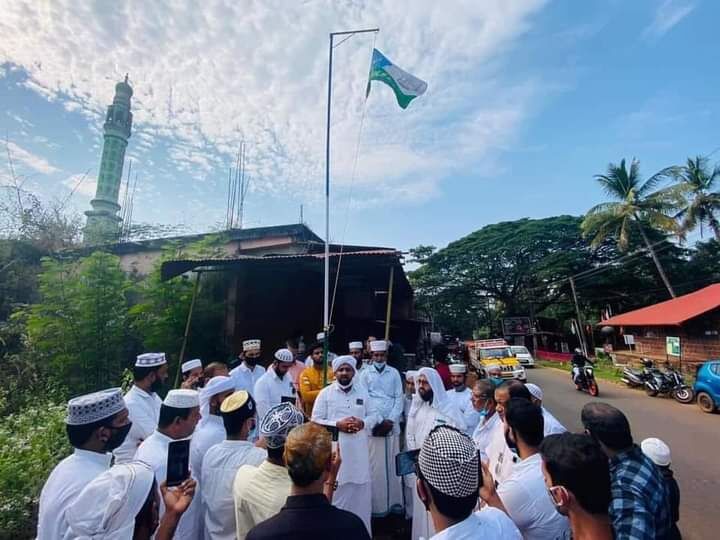 ചീമേനിയില്‍ എസ്‌കെഎസ്എസ്എഫ് വീണ്ടും പതാക ഉയര്‍ത്തി