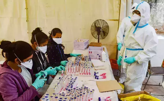 ഡല്ഹിയില് കൊവിഡ് വാക്സിന് വിതരണത്തിന് 1000 ബൂത്തുകള് ഡല്ഹിയില് കൊവിഡ് വാക്സിന് വിതരണത്തിന് 1000 ബൂത്തുകള്