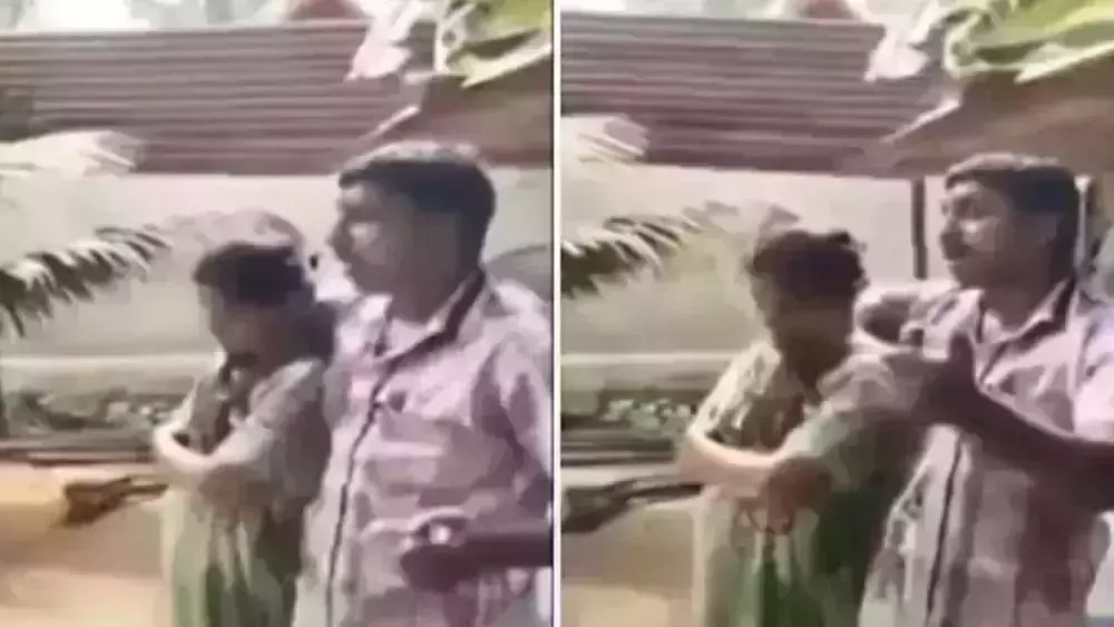 കൈയേറ്റം ഒഴിപ്പിക്കാനെത്തിയവര്ക്കു മുന്നില് തീകൊളുത്തി ആത്മഹത്യയ്ക്കു ശ്രമിച്ച വീട്ടമ്മയും മരിച്ചു കൈയേറ്റം ഒഴിപ്പിക്കാനെത്തിയവര്ക്കു മുന്നില് തീകൊളുത്തി ആത്മഹത്യയ്ക്കു ശ്രമിച്ച വീട്ടമ്മയും മരിച്ചു