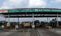 ജനുവരി ഒന്ന് മുതല്‍ പാലിയേക്കരയിലും ഫാസ്ടാഗ് നിര്‍ബന്ധം; തദ്ദേശവാസികള്‍ക്ക് തുടര്‍ന്നും സൗജന്യയാത്ര