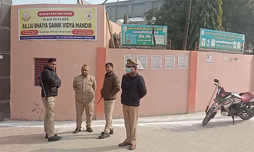 യുപിയില് 14കാരനെ ക്ലാസ് മുറിയില് സഹപാഠി വെടിവച്ചുകൊന്നു യുപിയില് 14കാരനെ ക്ലാസ് മുറിയില് സഹപാഠി വെടിവച്ചുകൊന്നു