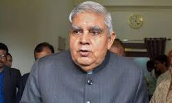 ബംഗാള്‍ ഗവര്‍ണറെ നീക്കം ചെയ്യണമെന്നാവശ്യപ്പെട്ട് ടിഎംസി എംപിമാര്‍ രാഷ്ട്രപതിക്ക് കത്തെഴുതി