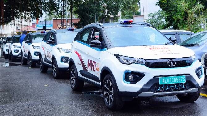 പുതുവര്‍ഷത്തില്‍ പുതിയ മാറ്റങ്ങളുമായി മോട്ടോര്‍ വാഹന വകുപ്പ്: ഇന്ന് മുതല്‍ എല്ലാം ഓഫിസുകളും ഇ- ഓഫിസ്