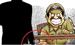 പ്രതിപ്പട്ടികയില്‍ നിന്നും ഒഴിവാക്കാന്‍ കൈക്കൂലി; പോലിസുകാരന് രണ്ട് വര്‍ഷം കഠിനതടവും ഒരു ലക്ഷം രൂപ പിഴയും