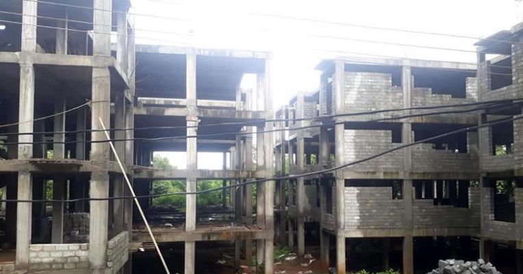 വടക്കാഞ്ചേരി ലൈഫ് മിഷന്‍ ഫ്ളാറ്റില്‍ വിജിലന്‍സ് പരിശോധന