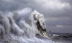 കേരള തീരത്ത് ഇന്ന് മുതല്‍ ഉയര്‍ന്ന തിരമാലയ്ക്ക് സാധ്യതയെന്ന് മുന്നറിയിപ്പ്