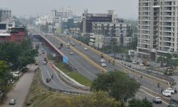 കുണ്ടന്നൂര്‍ മേല്‍പ്പാലം ജനങ്ങളോടുള്ള കരുതലിന്റെ ഭാഗമെന്ന് മുഖ്യമന്ത്രി;പാലാരിവട്ടം പാലത്തിന്റെ നിര്‍മാണം എട്ട് മാസത്തിനുളളില്‍ തീര്‍ക്കുമെന്ന് മന്ത്രി ജി സുധാകരന്‍