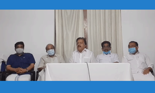 ചെന്നിത്തലയുടെ നേതൃത്വത്തില് കേരള യാത്ര; സീറ്റ് വിഭജന ചര്ച്ച ഉടന് തുടങ്ങാന് യുഡിഎഫ് യോഗത്തില് തീരുമാനം ചെന്നിത്തലയുടെ നേതൃത്വത്തില് കേരള യാത്ര; സീറ്റ് വിഭജന ചര്ച്ച ഉടന് തുടങ്ങാന് യുഡിഎഫ് യോഗത്തില് തീരുമാനം
