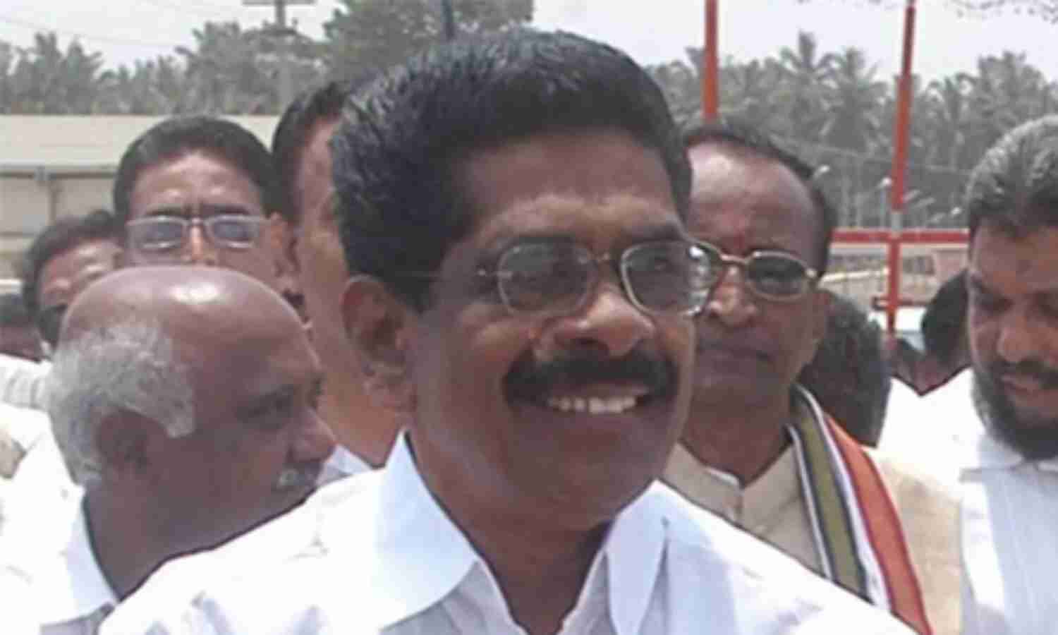 നിയമസഭാ തിരഞ്ഞെടുപ്പിലും സംസ്ഥാനത്ത് തില്ലങ്കേരി മോഡല് ആവര്ത്തിക്കാന് സിപിഎം- ബിജെപി ധാരണ: മുല്ലപ്പള്ളി നിയമസഭാ തിരഞ്ഞെടുപ്പിലും സംസ്ഥാനത്ത് തില്ലങ്കേരി മോഡല് ആവര്ത്തിക്കാന് സിപിഎം- ബിജെപി ധാരണ: മുല്ലപ്പള്ളി