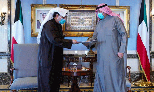 എംപിമാരുടെ എതിര്‍പ്പ്;    കുവൈത്ത് മന്ത്രിസഭ പുന:സംഘടിപ്പിക്കുന്നു    -മന്ത്രിമാര്‍ രാജിവെച്ചു