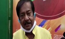 ബംഗാള്: തിരഞ്ഞെടുപ്പിനു മുമ്പ് 6-7 എംപിമാര് ത്രിണമൂലില് ചേരുമെന്ന് ത്രിണമൂല് മന്ത്രി ബംഗാള്: തിരഞ്ഞെടുപ്പിനു മുമ്പ് 6-7 എംപിമാര് ത്രിണമൂലില് ചേരുമെന്ന് ത്രിണമൂല് മന്ത്രി