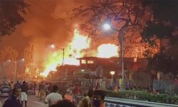 കൊല്‍ക്കത്തയില്‍ ചേരിപ്രദേശത്ത് വന്‍ തീപ്പിടിത്തം; 40 കുടിലുകള്‍ കത്തിനശിച്ചു