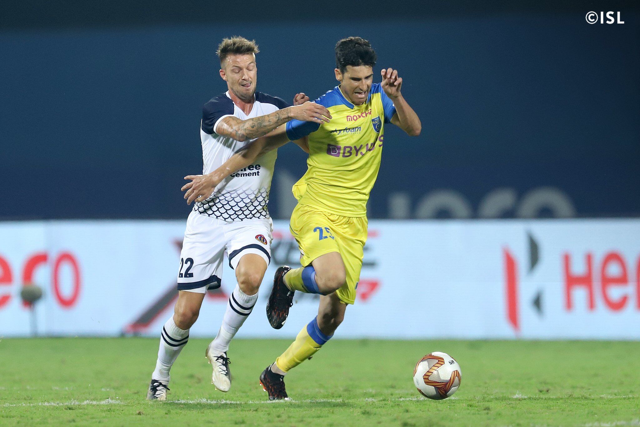 ഐഎസ്എല്ലില്‍ ഇന്ന് ബ്ലാസ്‌റ്റേഴ്‌സ്-ഈസ്റ്റ് ബംഗാള്‍ പോര്