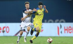 ഐഎസ്എല്ലില്‍ ഇന്ന് ബ്ലാസ്‌റ്റേഴ്‌സ്-ഈസ്റ്റ് ബംഗാള്‍ പോര്