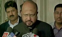 അസം മുന് മുഖ്യമന്ത്രി പ്രഫുല്ല മഹന്തയെ ആശുപത്രിയില് പ്രവേശിപ്പിച്ചു അസം മുന് മുഖ്യമന്ത്രി പ്രഫുല്ല മഹന്തയെ ആശുപത്രിയില് പ്രവേശിപ്പിച്ചു