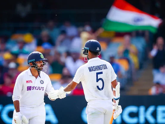 സുന്ദറും ഠാക്കൂറും രക്ഷയ്‌ക്കെത്തി; ബ്രിസ്ബണില്‍ ഇന്ത്യ ഭേദപ്പെട്ട നിലയില്‍