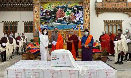 മാലദ്വീപിലേക്കും ഭൂട്ടാനിലേക്കും ഇന്ത്യ കൊവിഡ് വാക്‌സിന്‍ എത്തിച്ചു