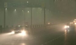 കനത്ത പുകമഞ്ഞ്: ഡല്‍ഹിയില്‍ നിന്നുള്ള 16 ട്രയിനുകള്‍ വൈകും