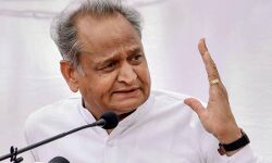 കേന്ദ്ര ഏജന്‍സികളെ ഉപയോഗിച്ച് സംസ്ഥാന സര്‍ക്കാരുകളെ അസ്ഥിരപ്പെടുത്തുന്നു: അശോക് ഗെഹലോട്ട്