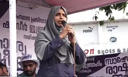 വനിതാ കമ്മീഷൻ അധ്യക്ഷയെ പുറത്താക്കണം: ജബീന ഇർഷാദ്
