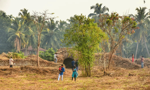 ചേറ്റുവ കോട്ടയെ കേരള ടൂറിസം ഭൂപടത്തില്‍ അടയാളപ്പെടുത്തും മന്ത്രി രാമചന്ദ്രന്‍ കടന്നപ്പള്ളി