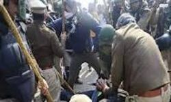 സിംഘു സംഘര്ഷം: 44 പേര് അറസ്റ്റില്; വീണ്ടും അക്രമസാധ്യതയെന്ന് റിപോര്ട്ട് സിംഘു സംഘര്ഷം: 44 പേര് അറസ്റ്റില്; വീണ്ടും അക്രമസാധ്യതയെന്ന് റിപോര്ട്ട്