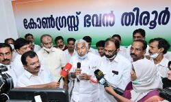 കോണ്‍ഗ്രസിനെ വര്‍ഗ്ഗീയത പറഞ്ഞ് പേടിപ്പിക്കേണ്ട; വിജയരാഘവനെതിരേ മുന്‍ മുഖ്യമന്ത്രി ഉമ്മന്‍ ചാണ്ടി