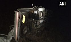 เดเดกเตเดทเดฏเดฟเดฒเตโ เดตเดพเดจเตโ เดฎเดฑเดฟเดเตเดเต เดเดฎเตเดชเดคเต เดฎเดฐเดฃเด; 13 เดชเตเดฐเตโเดเตเดเต เดชเดฐเดฟเดเตเดเต เดเดกเตเดทเดฏเดฟเดฒเตโ เดตเดพเดจเตโ เดฎเดฑเดฟเดเตเดเต เดเดฎเตเดชเดคเต เดฎเดฐเดฃเด; 13 เดชเตเดฐเตโเดเตเดเต เดชเดฐเดฟเดเตเดเต