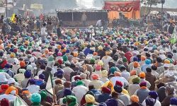 കര്‍ഷക സമരത്തില്‍ പങ്കെടുക്കുക, അല്ലെങ്കില്‍ പിഴയടയ്ക്കുക; പഞ്ചാബിലെ കുടുംബങ്ങളോട് പഞ്ചായത്തുകള്‍