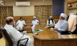 കോണ്‍ഗ്രസ് സംഘം മര്‍കസിലെത്തി കാന്തപുരവുമായി ചര്‍ച്ച നടത്തി