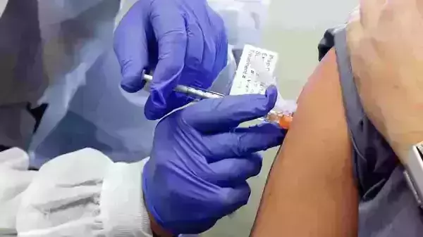 ഓക്സഫഡ് വാക്സിന് പ്രതീക്ഷിച്ചതിലധികം ഫലപ്രദം ഓക്സഫഡ് വാക്സിന് പ്രതീക്ഷിച്ചതിലധികം ഫലപ്രദം