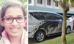 ജസ്‌നയുടെ തിരോധാനം: ജഡ്ജിയ്ക്കു നേരെ കരിഓയില്‍ പ്രയോഗം; ലൗജിഹാദ്  ആരോപണം തന്റെ അറിവോടെയല്ലെന്നും പിതാവ്