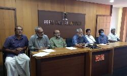 സീദ്ദീഖ് കാപ്പന്റെ മോചനം: കുടുംബാംഗങ്ങള് മലപ്പുറം കലക്ട്രേറ്റിന് മുന്നില് പ്രതിഷേധ സംഗമം നടത്തും സീദ്ദീഖ് കാപ്പന്റെ മോചനം: കുടുംബാംഗങ്ങള് മലപ്പുറം കലക്ട്രേറ്റിന് മുന്നില് പ്രതിഷേധ സംഗമം നടത്തും