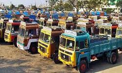 ഇന്ധന വില വര്‍ദ്ധന:ചരക്കുലോറി വാടക കൂട്ടുമെന്ന് ലോറി ഉടമകള്‍