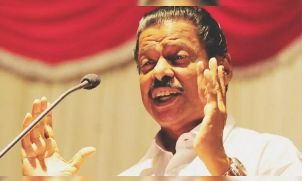 പാനൂര് സ്ഫോടനം: പോലിസിനെതിരേ എം വി ഗോവിന്ദന് പാനൂര് സ്ഫോടനം: പോലിസിനെതിരേ എം വി ഗോവിന്ദന്