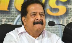 കമ്യൂണിസ്റ്റ് പാർട്ടിക്ക് കമ്മൂണിസവുമായുള്ള ബന്ധം കടലും കടലാടിയും പോലെ കമ്യൂണിസ്റ്റ് പാർട്ടിക്ക് കമ്മൂണിസവുമായുള്ള ബന്ധം കടലും കടലാടിയും പോലെ