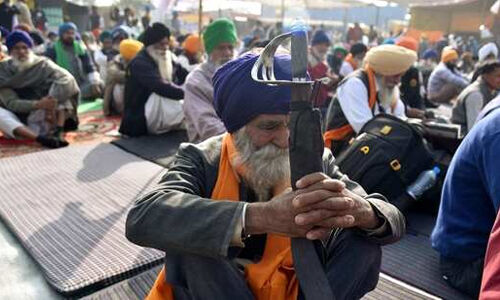 കര്ഷക സമരം: ഭാവിപരിപാടികള് തീരുമാനിക്കാന് സംയുക്ത കിസാന് മോര്ച്ചയുടെ യോഗം ബുധനാഴ്ച കര്ഷക സമരം: ഭാവിപരിപാടികള് തീരുമാനിക്കാന് സംയുക്ത കിസാന് മോര്ച്ചയുടെ യോഗം ബുധനാഴ്ച