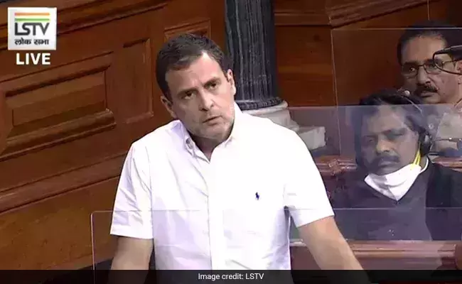 രാജ്യത്തെ നിയന്ത്രിക്കുന്നത് നാലുപേര്; കേന്ദ്രസര്ക്കാരിനെ കടന്നാക്രമിച്ച് രാഹുല്ഗാന്ധി രാജ്യത്തെ നിയന്ത്രിക്കുന്നത് നാലുപേര്; കേന്ദ്രസര്ക്കാരിനെ കടന്നാക്രമിച്ച് രാഹുല്ഗാന്ധി