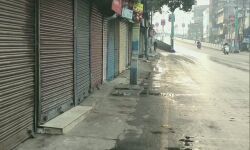 തൊഴിലില്ലായ്മക്കെതിരേയുള്ള സമരത്തെ അടിച്ചൊതുക്കുന്നു; ഇടത് പാര്‍ട്ടികളുടെ 12 മണിക്കൂര്‍ ബംഗാള്‍ ബന്ദിന് സമാധാനപരമായ തുടക്കം