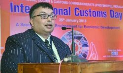 സ്വര്‍ണക്കടത്ത് കേസ് അന്വേഷിക്കുന്ന കസ്റ്റംസ് സംഘത്തലവനെ അപായപ്പെടുത്താന്‍ ശ്രമം