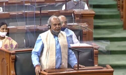 കൊവിഡ് ലോക്ക്ഡൗണ്‍ കാര്‍ഷിക മേഖലയെ ബാധിച്ചു എന്നതിന് രേഖകളില്ലെന്ന് കേന്ദ്രം