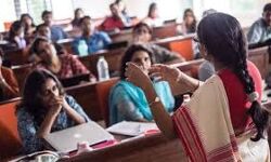 സംസ്ഥാനത്ത് ഒന്നാംവര്‍ഷ ബിരുദ റെഗുലര്‍ ക്ലാസുകള്‍ തിങ്കളാഴ്ച ആരംഭിക്കും