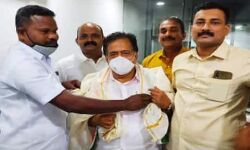 ഐശ്വര്യ കേരളയാത്രയ്ക്ക് പിന്തുണ നല്‍കിയ ആറ് പോലിസുകാര്‍ക്ക് സസ്‌പെന്‍ഷന്‍