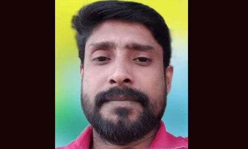 കൂത്തുപറമ്പ് ചിരാറ്റയില് യുവാവ് കുത്തേറ്റു മരിച്ചു കൂത്തുപറമ്പ് ചിരാറ്റയില് യുവാവ് കുത്തേറ്റു മരിച്ചു