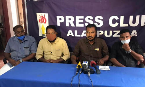 ആലപ്പുഴയിലെ പോപുലര് ഫ്രണ്ട് യൂനിറ്റി മാര്ച്ച് പാനൂരില് ആലപ്പുഴയിലെ പോപുലര് ഫ്രണ്ട് യൂനിറ്റി മാര്ച്ച് പാനൂരില്