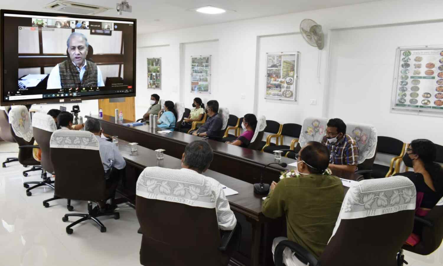 മികച്ച കാര്ഷിക രീതികള് വികസിപ്പിച്ച് കര്ഷകരിലെത്തിക്കണം: അന്താരാഷ്ട്ര സുഗന്ധവ്യഞ്ജന സിംപോസിയം മികച്ച കാര്ഷിക രീതികള് വികസിപ്പിച്ച് കര്ഷകരിലെത്തിക്കണം: അന്താരാഷ്ട്ര സുഗന്ധവ്യഞ്ജന സിംപോസിയം